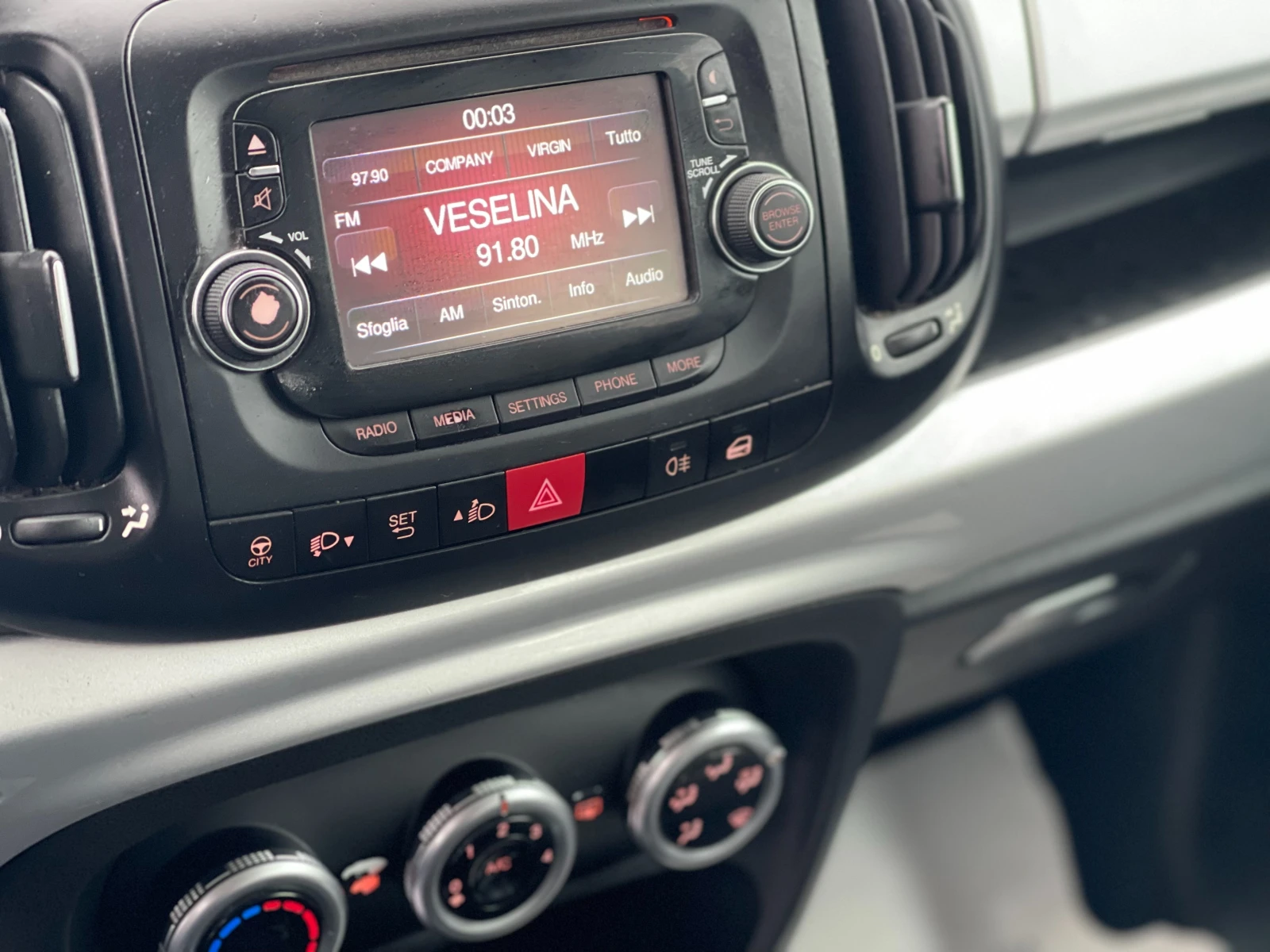 Fiat 500L 1.4 — 12