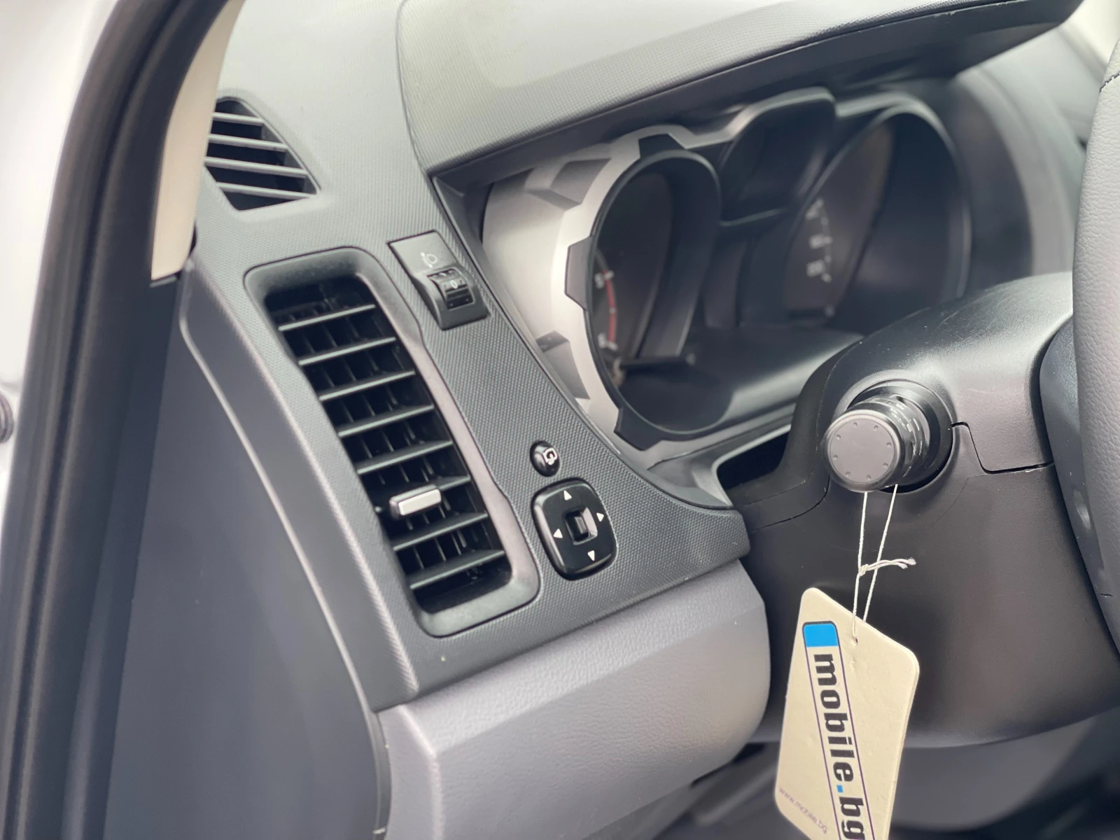 Ford Ranger 2.2 TDCi Limited 4×4 — 12