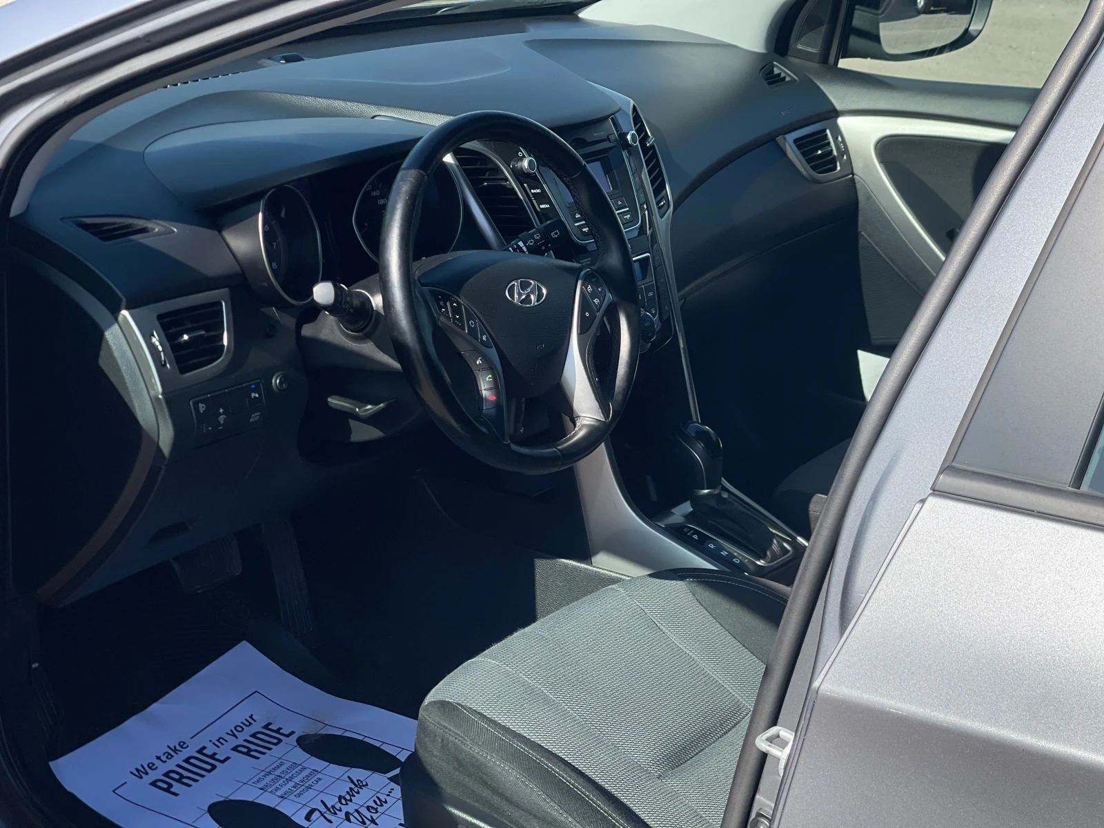 Hyundai i30 1.6 Automatic — 10