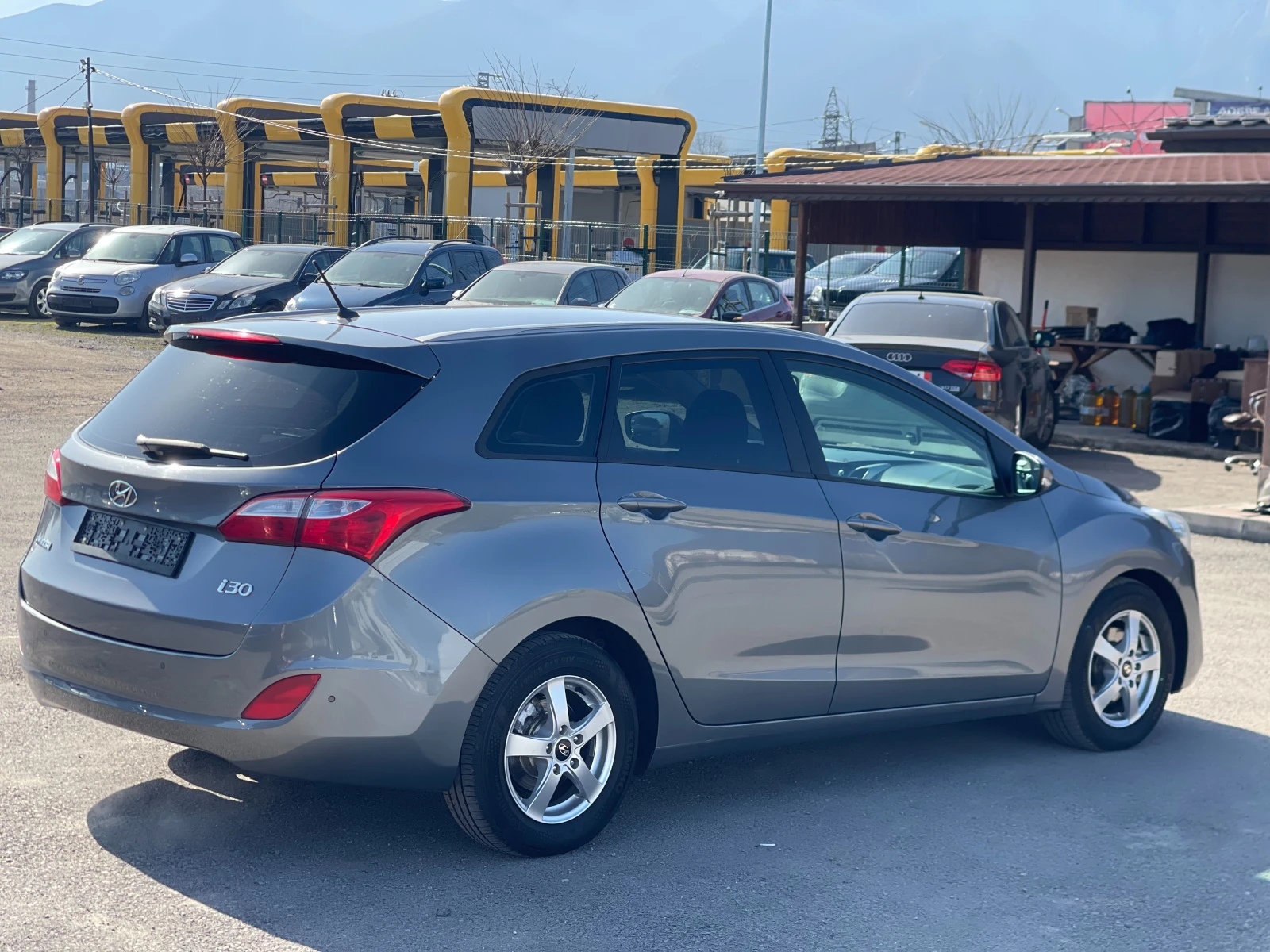 Hyundai i30 1.6 Automatic — 6