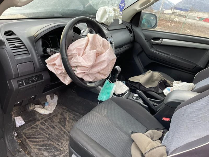 Isuzu D-Max 2.5 TD — 5