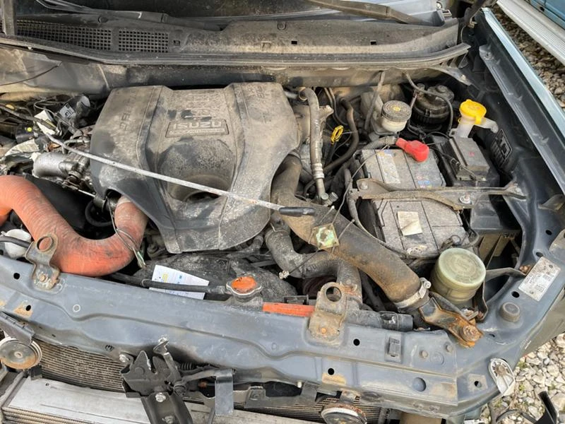 Isuzu D-Max 2.5 TD — 8