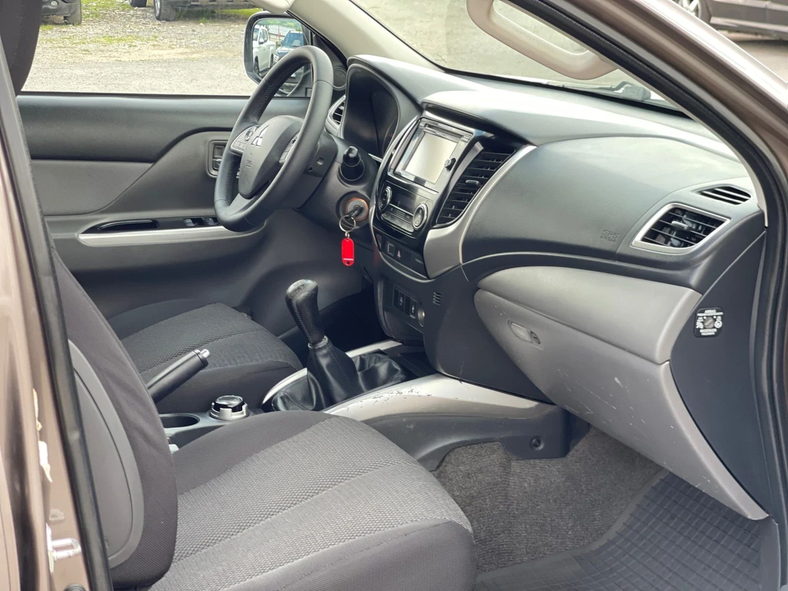Mitsubishi L200 2.4 Di-D 4×4 Instyle — 10