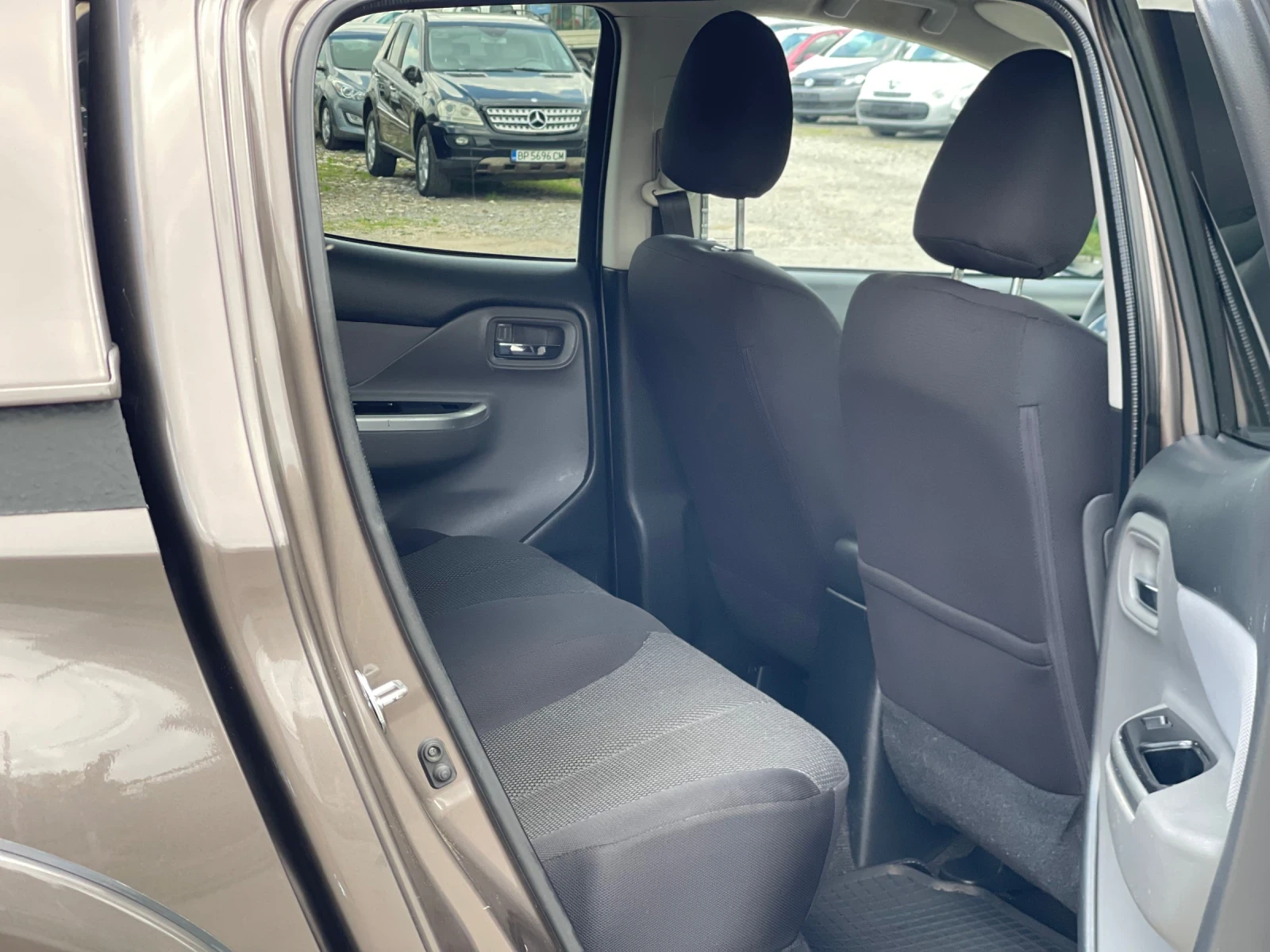 Mitsubishi L200 2.4 Di-D 4×4 Instyle — 14