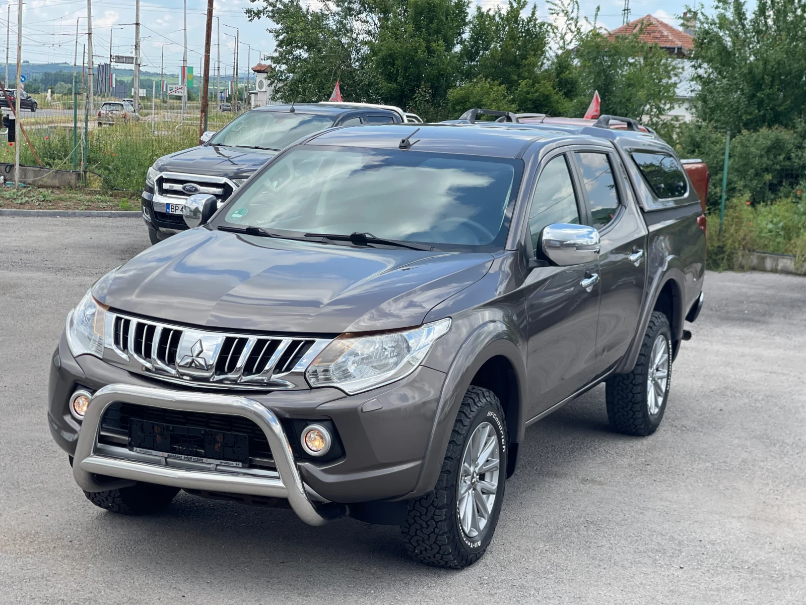Mitsubishi L200 2.4 Di-D 4×4 Instyle — 3