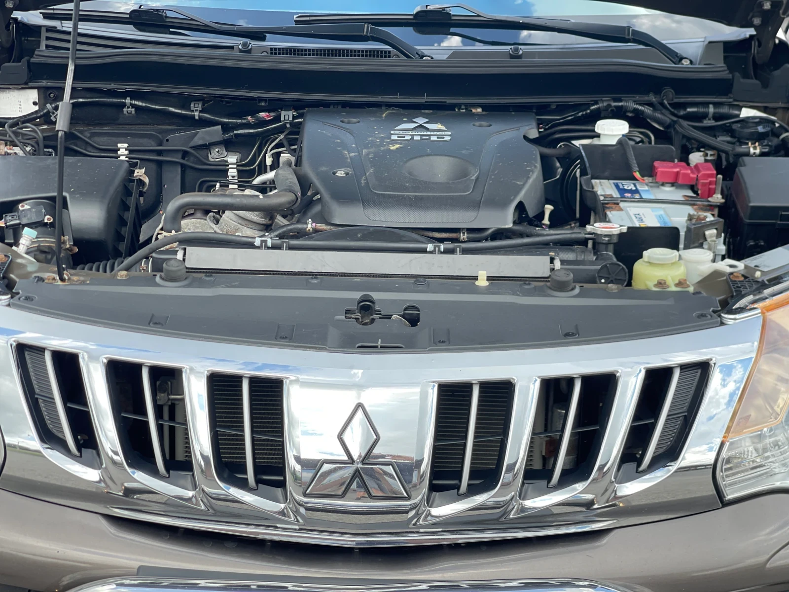 Mitsubishi L200 2.4 Di-D 4×4 Instyle — 6