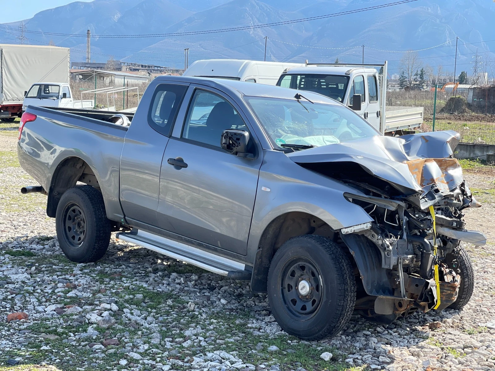 Mitsubishi L200 2.4 Di-D 4×4 (For Parts) — 4