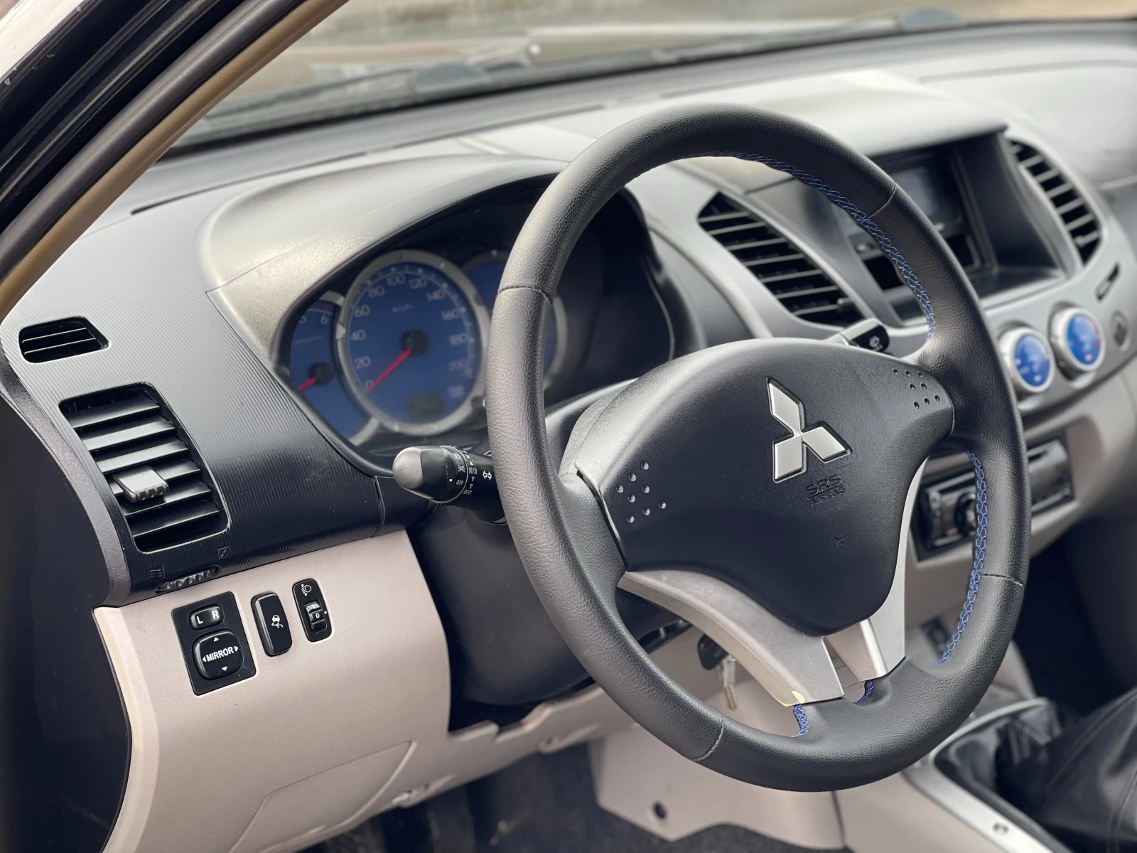 Mitsubishi L200 2.5 Di-D — 11