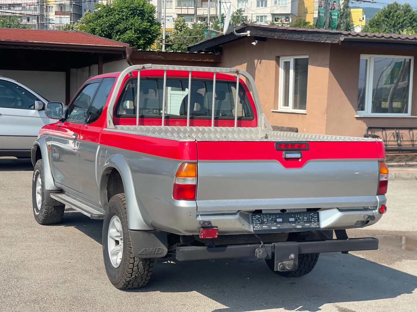 Mitsubishi L200 2.5 TD 4×4 — 6