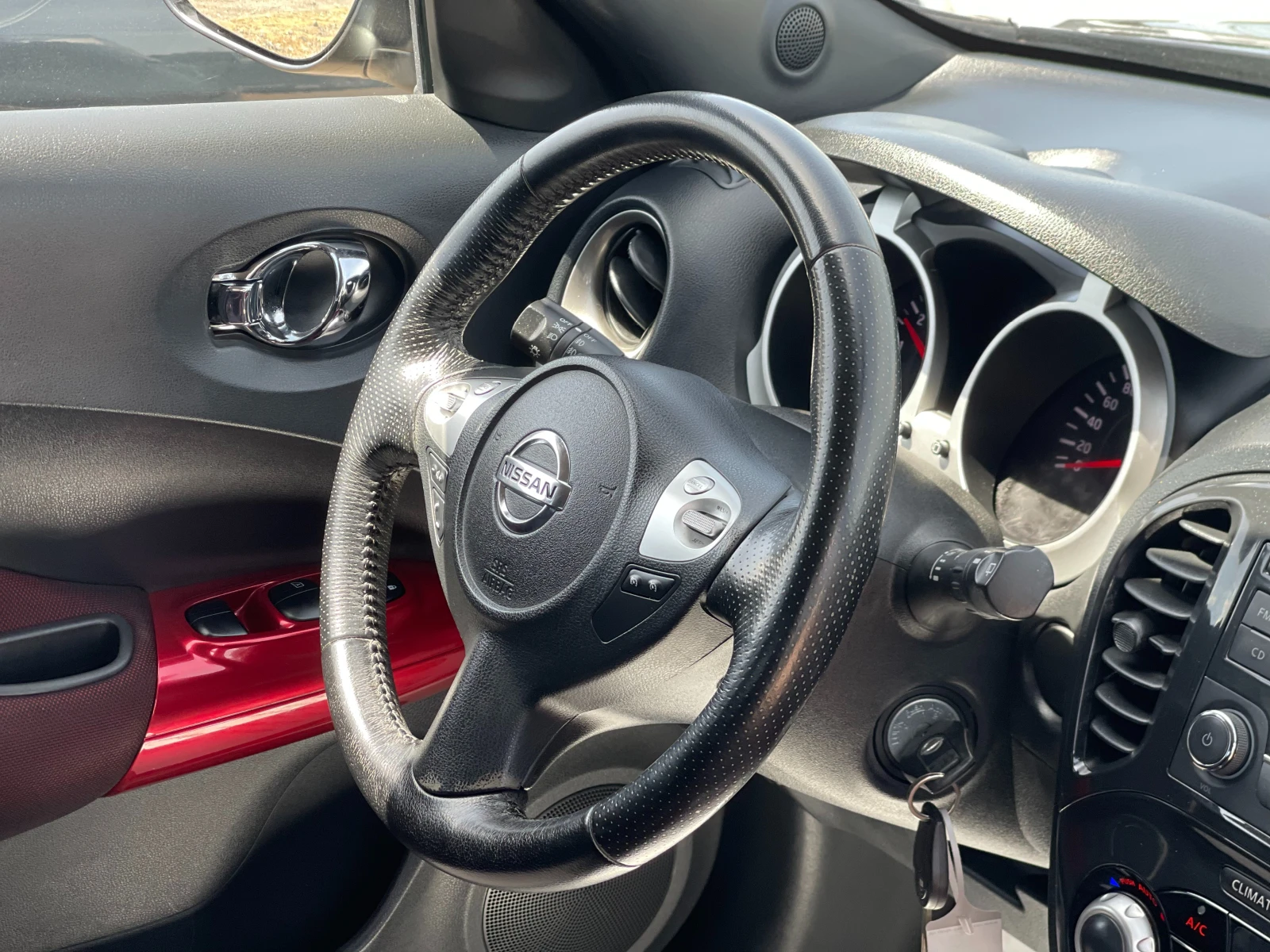 Nissan Juke 1.6 Tekna — 10
