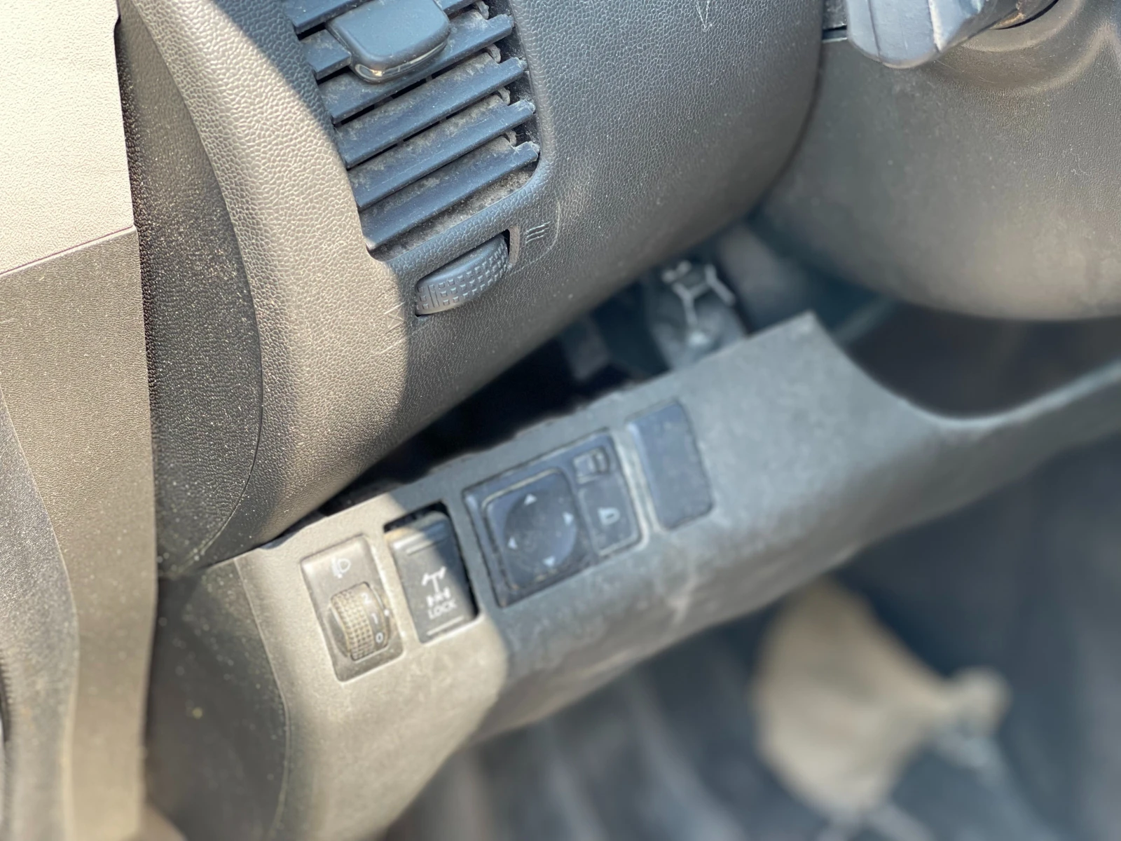 Nissan Navara 2.5 dCi — 8