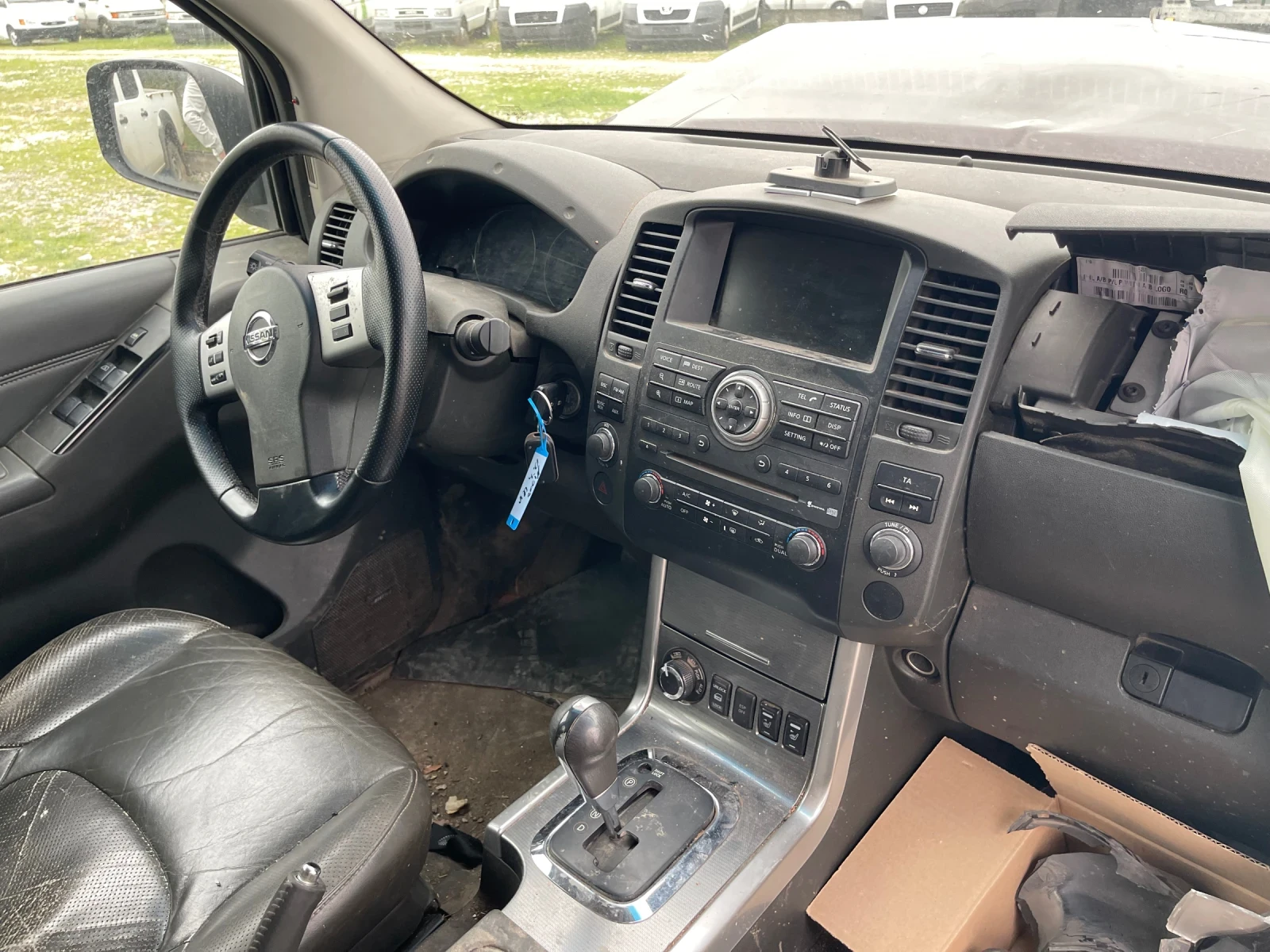 Nissan Navara 3.0 dCi V6 — 7