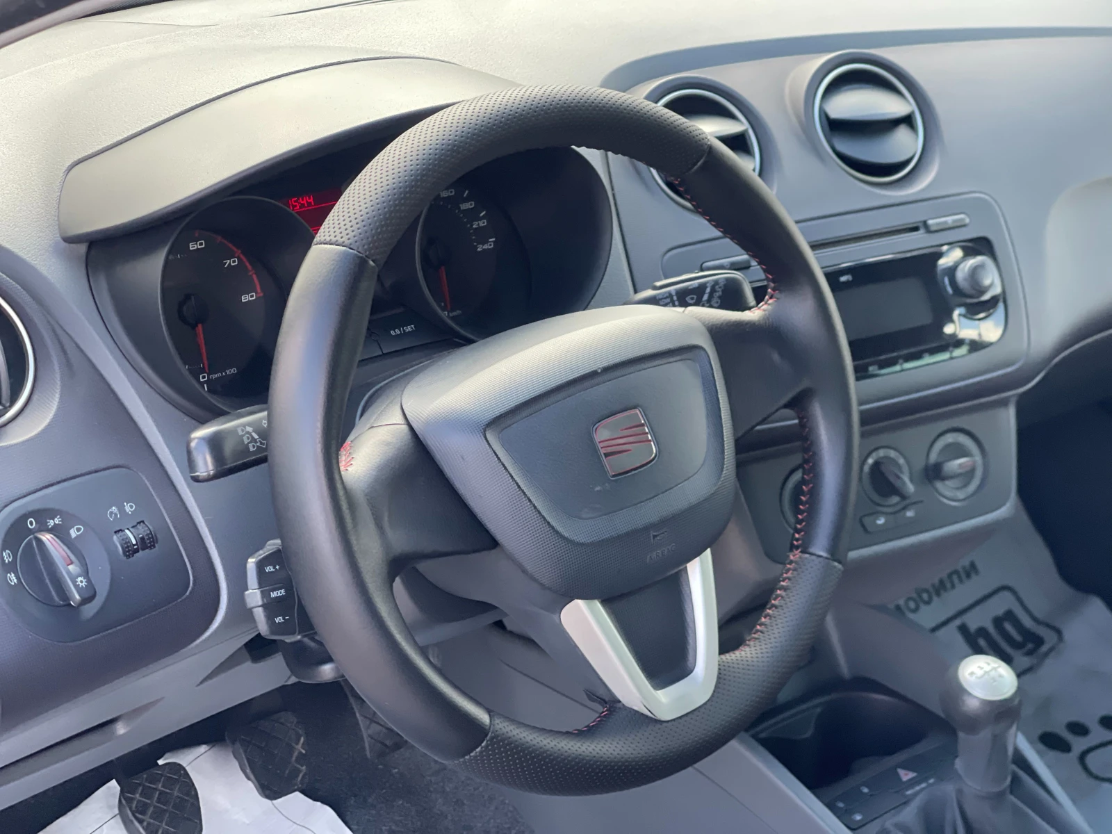 SEAT Ibiza 1.2 — 8