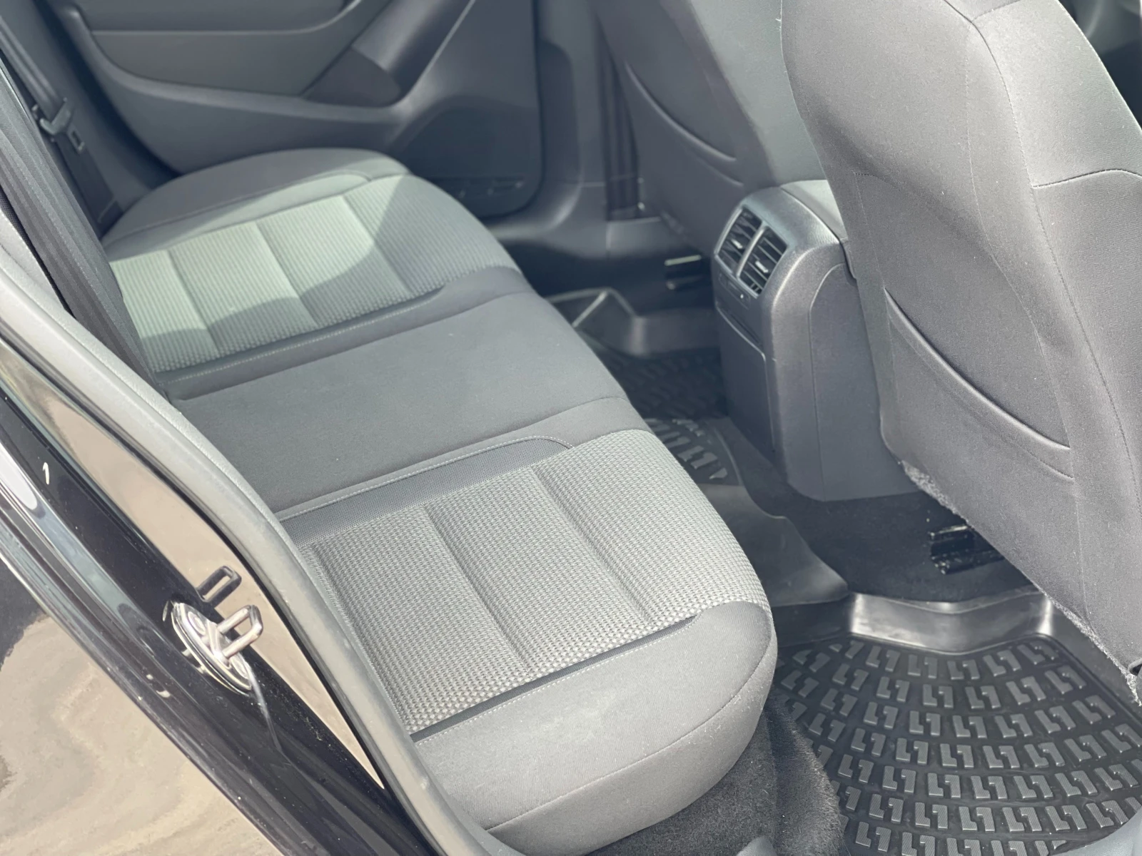 Volkswagen Golf 1.2 TSI BlueMotion — 16