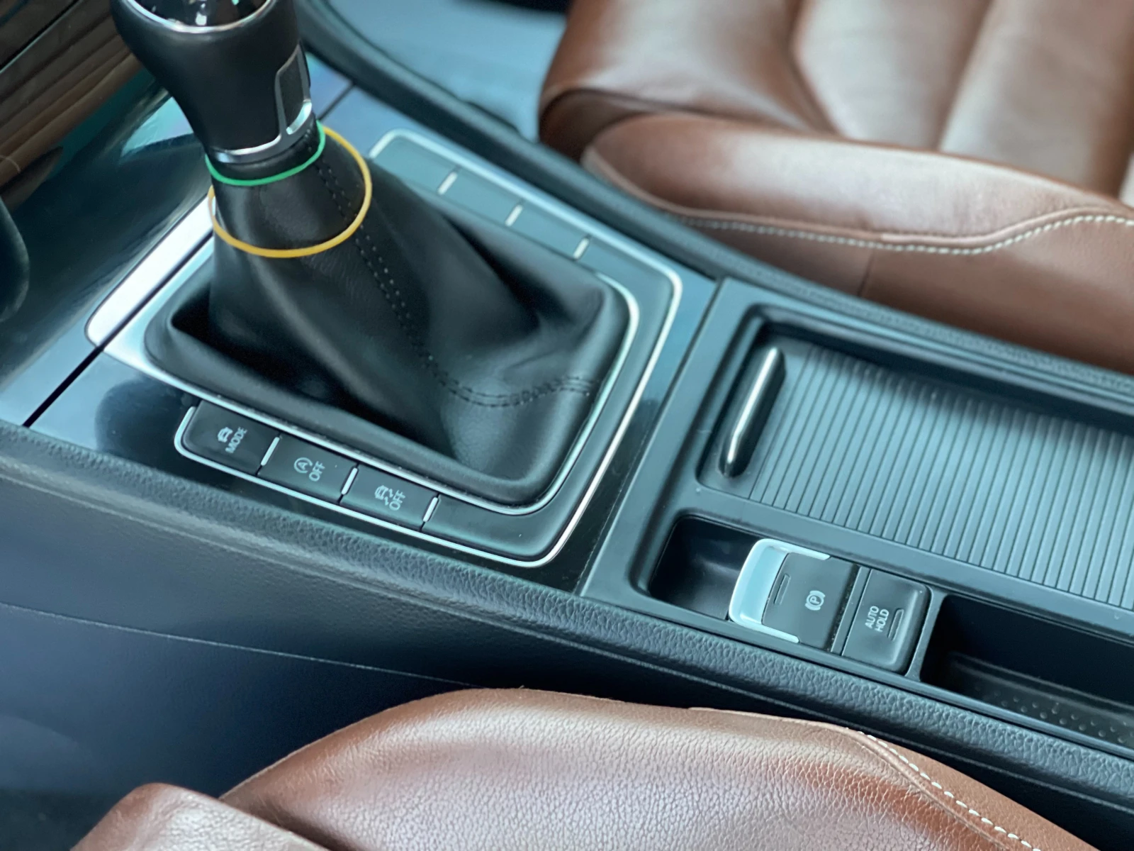 Volkswagen Golf VII 2.0 TDI 4Motion — 10