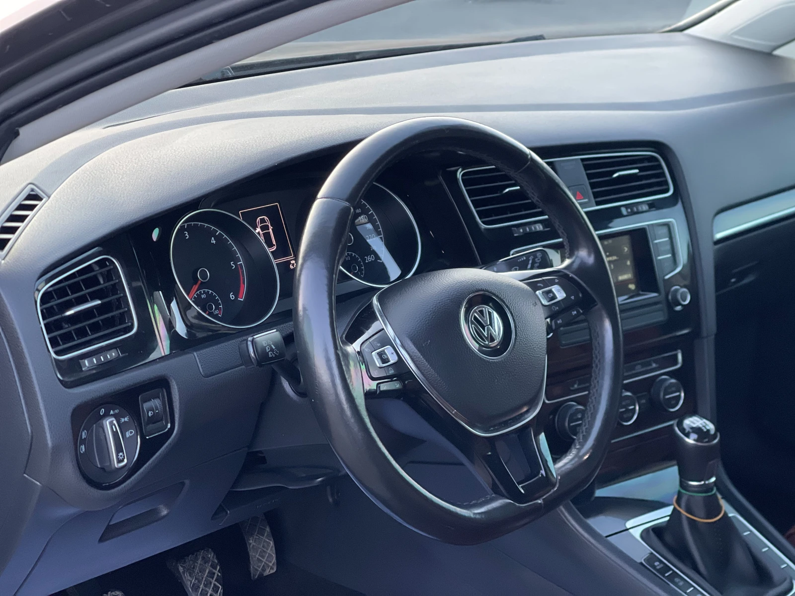 Volkswagen Golf VII 2.0 TDI 4Motion — 8