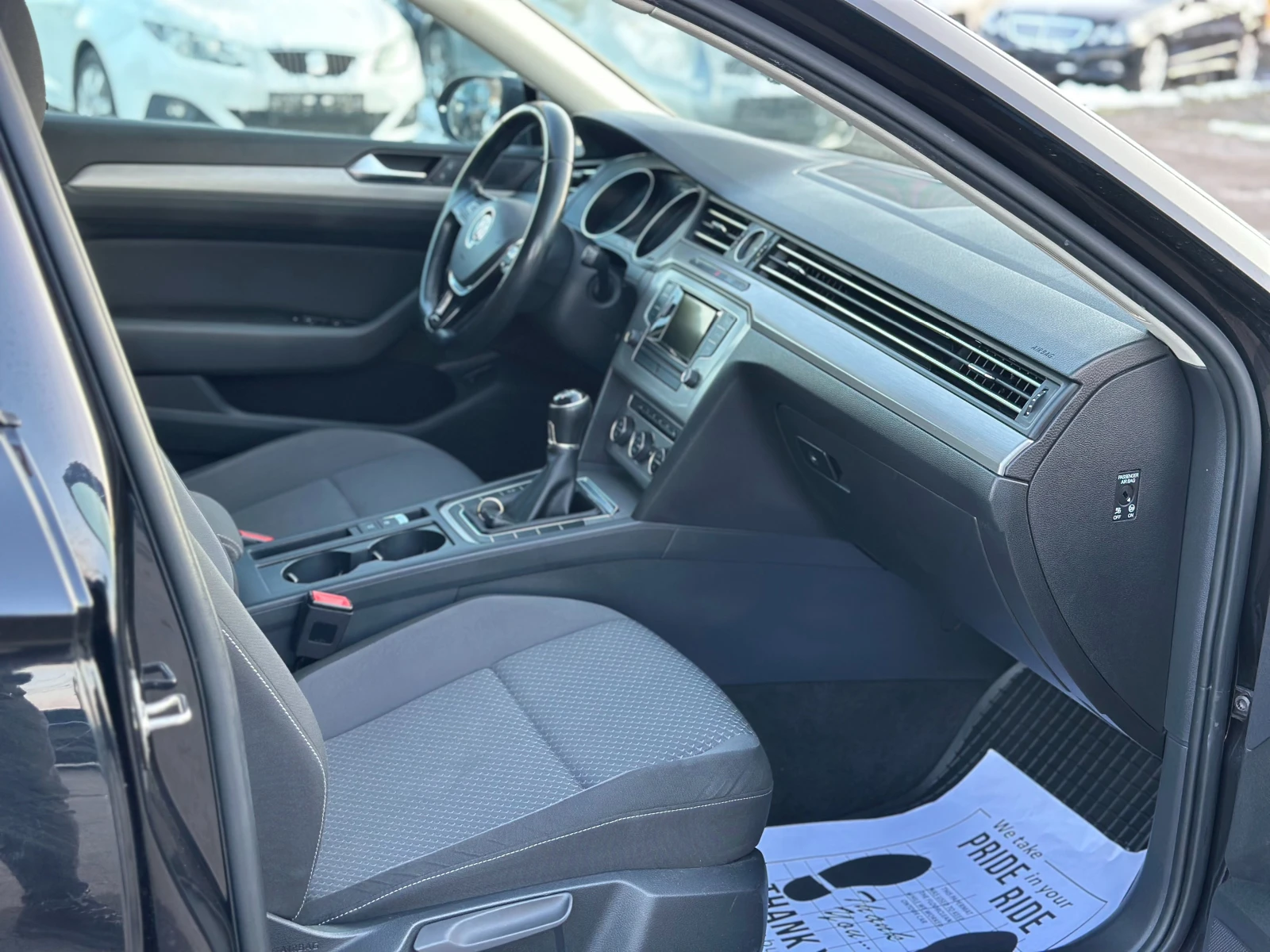 Volkswagen Passat 1.6 TDI Highline — 14