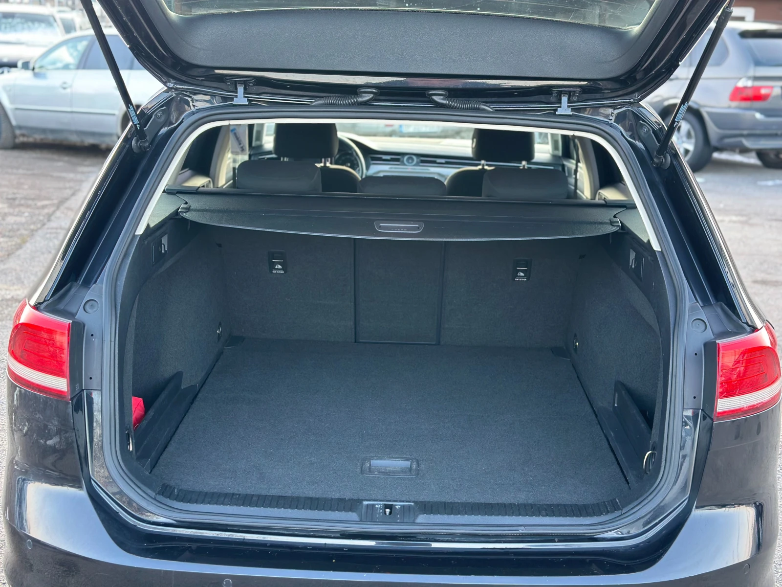 Volkswagen Passat 1.6 TDI Highline — 16