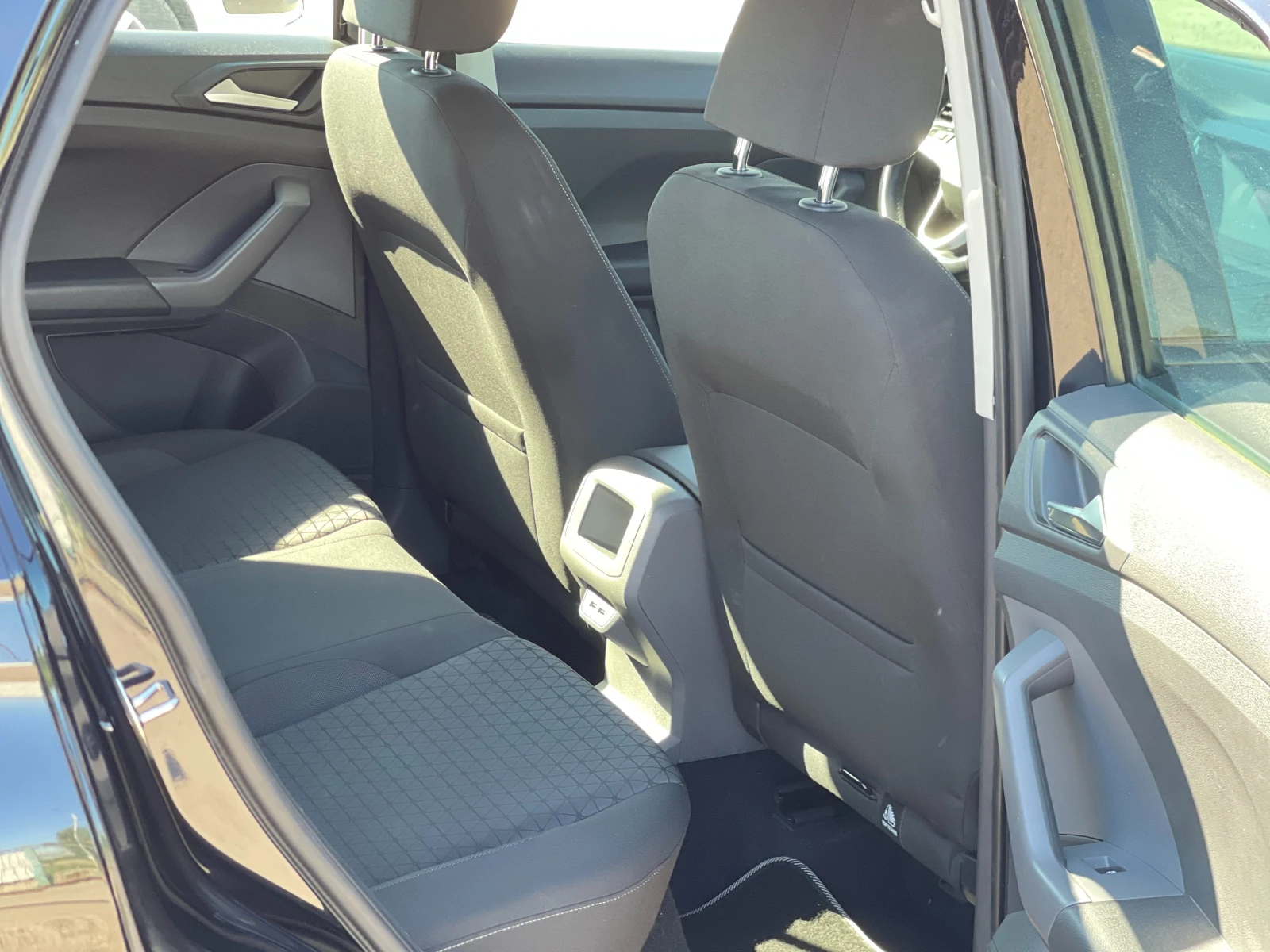 Volkswagen T-Cross 1.0 TSI — 12
