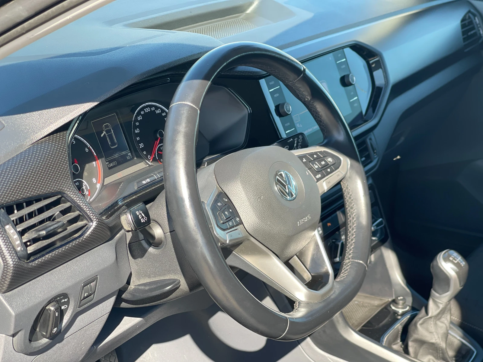 Volkswagen T-Cross 1.0 TSI — 6
