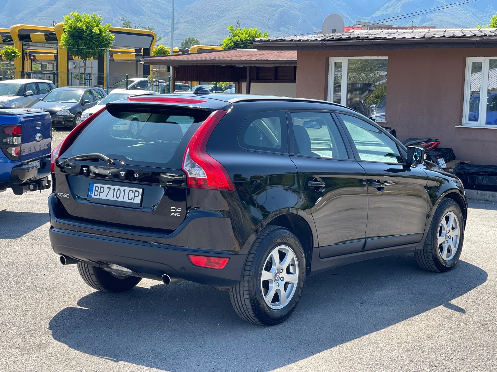 Volvo XC60 D4 AWD — 5